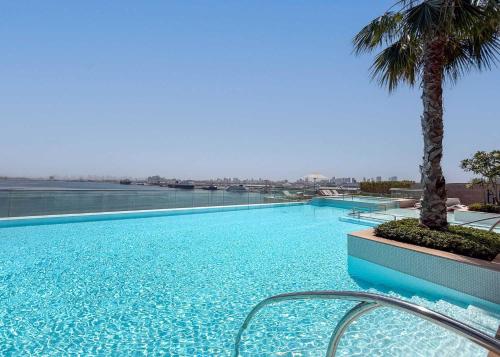 Stunning Sea View Escape at Anwa by Omniyat in Dubai Maritime City