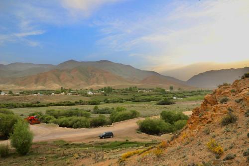Guest House Kyzyl Dobo in Tuz