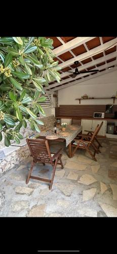 House 60m from the beach, Rogoznica (photo 6)