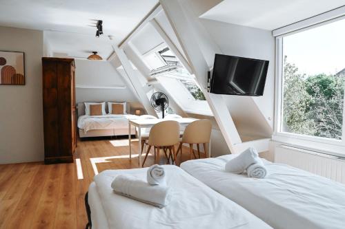 High Street Apartments 4