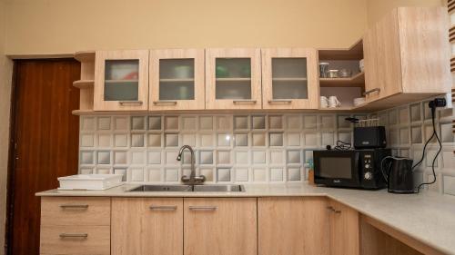 المرافق, Ti Caz Mathurin in Port Mathurin