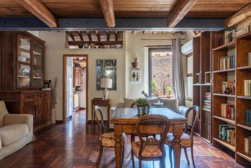 Monti Sweet Apartment - Charme Holidays, Rom (Foto 7)