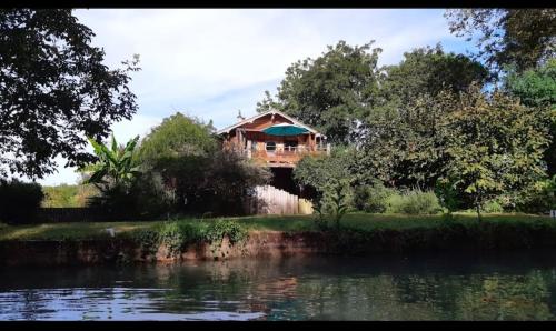Gite Au Jardin in Meilhan-sur-Garonne