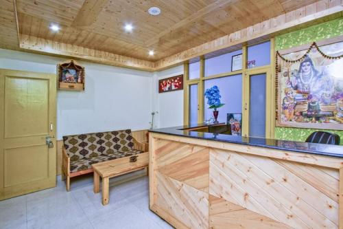 Sun Mark – Manali, PA