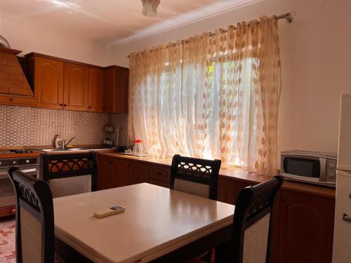 Two-Bedroom Villa image 8