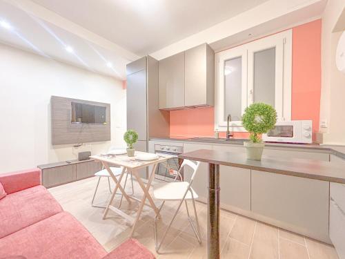 Designer Suite - Luxury - Via Sestri - Free WiFi, Janov (fotografie 5)