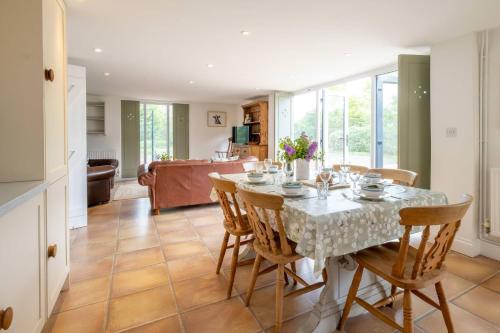 Viesnīcas āriene, East Green Farm Cottages - The Dairy in Kelsale