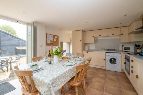 Viesnīcas āriene, East Green Farm Cottages - The Dairy in Kelsale