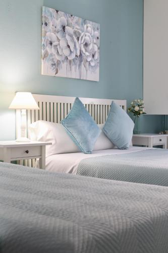Triple Room image 10