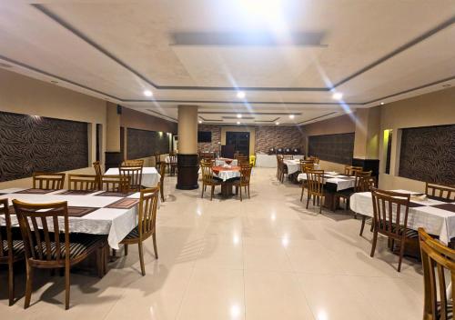 Restoran,  Panoramic Hotel in Lahore