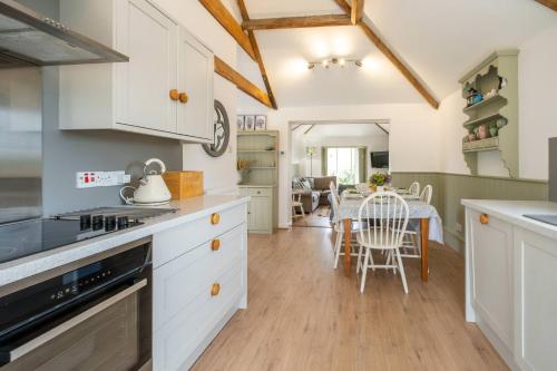 Viesnīcas āriene, East Green Farm Cottages - The Old Stables in Kelsale