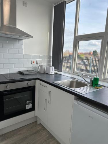 Train Station Aparthotel - Free Wifi, Free Parking in Scunthorpe