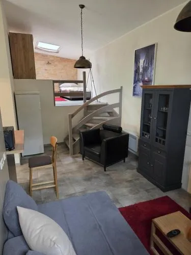 Charmantes Studio Ferienhaus mit Garten & Netflix Nähe Spreewald in Heinersbrück, Deutschland