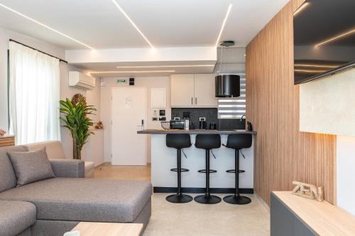 Zen Apartments By The Sea 4