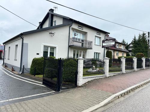 Kwatery Pracownicze u Ryśka (Kwatery Pracownicze u Ryska) in Malogoszcz
