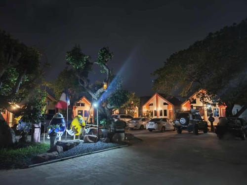 แอทโฮมไร่พอดี รีสอร์ท At home raipordee resort in Somdet