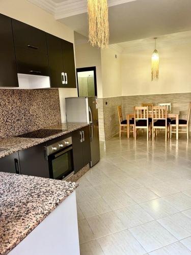 Appartement avec Jardin Inspire Majorelle - Coeur d Agadir in El Houda