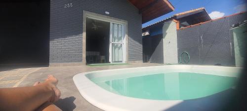 Casa Completa com Piscina proximo a praia