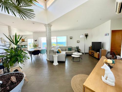 Villa Selfoss vue mer 300m de la plage in Antheor