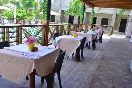 Ensenada Resort in Punta Rucia