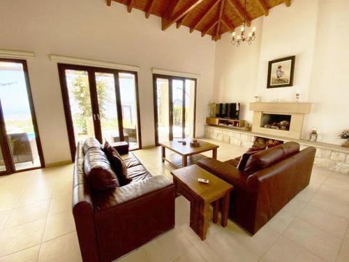 Iekārtas, Villa Niloamna in Kritou Terra
