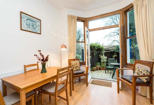 NEW Stylish 1 Bedroom Flat with Garden | London, Londýn (fotografie 6)