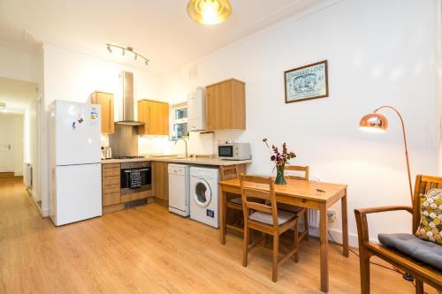 NEW Stylish 1 Bedroom Flat with Garden | London, Londýn (fotografie 7)