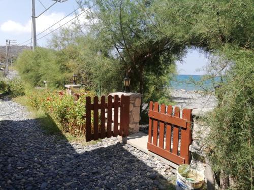 Yeniliman Bungalaov Evleri - Verandalı Ev - Karaburun - İzmir (Yeniliman Bungalaov Evleri - Verandalı Ev - Karaburun - Izmir) in Karaburun