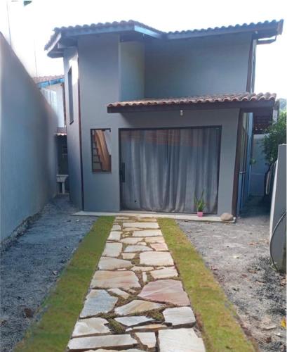 Casa a passos da Praia – khách sạn tại Praia da Baleia