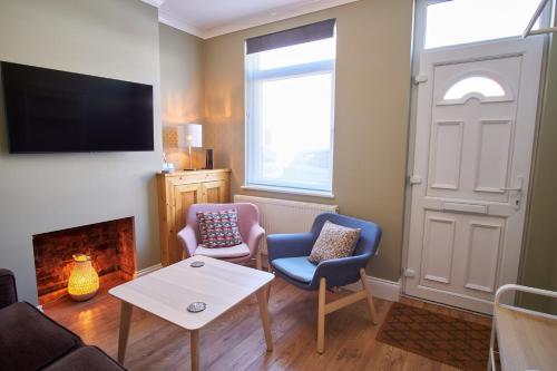 NEW 2BD Victorian Terraced House Loughborough gîte à louer Imago At Burleigh Court