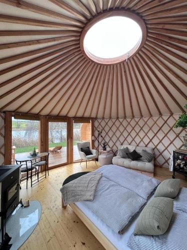 Yary Yurt in Vseruby
