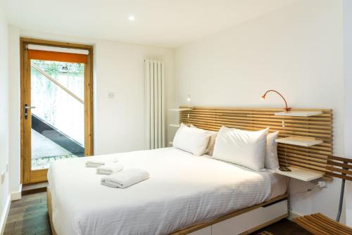 Charming 2 Bedroom Apartment in Kentish Town - image 10