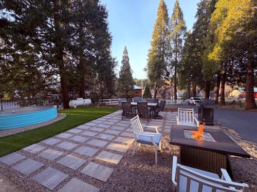 Downtown-Pool,Firepit,Trees, WFH-No gate fee like PML in Groveland (CA)