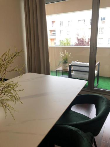 Le confort et l'élégance à deux pas de Paris (Le confort et l'elegance a deux pas de Paris) in 卡尚