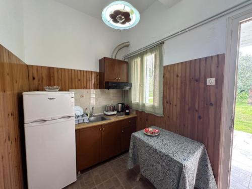 Ξενωνας Νιμπη in Koropi