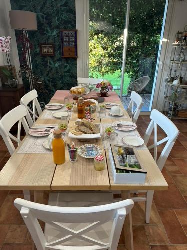 la villa provençale (la villa provencale) in La Motte-Chalancon