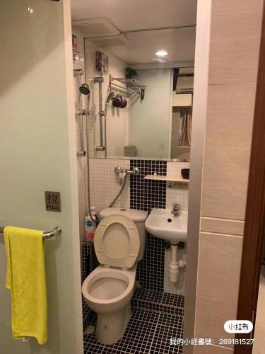 room detail thumbnail 2