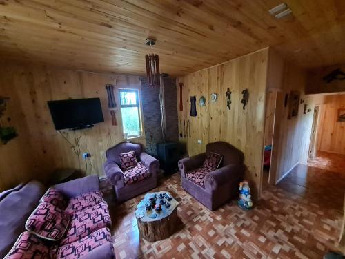 Hermosa Cabaña Rústica Bosque Ámbar (Hermosa Cabana Rustica Bosque Ambar) in Coihueco