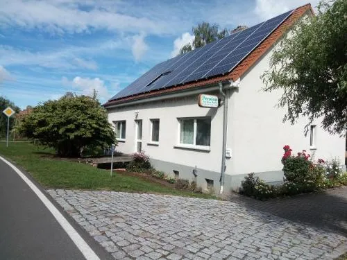Ferienzimmer in Pension zur alten Weide im Oderbruch in Neuküstrinchen, Deutschland