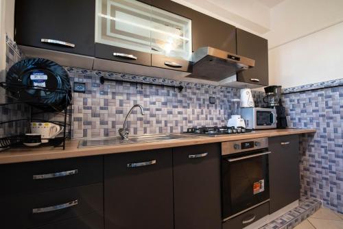 Sunny family apartment with Moroccan charm in Bensergao