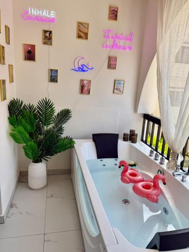Balcony/terrace, Colorful Vibes&Jacuzzi Nights Sunny Escapes Cyprus in Polis