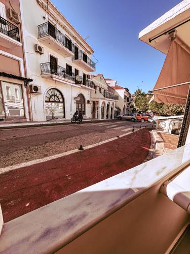 발코니/테라스, Studio Centro - Luxury Apartment at Pylos Center in 펠로폰네스