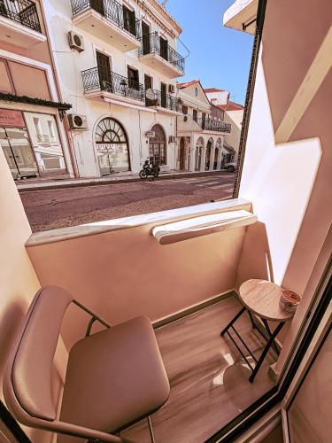 발코니/테라스, Studio Centro - Luxury Apartment at Pylos Center in 펠로폰네스