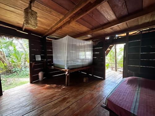 Natural Suites ENSUEÑOS Natural Reserve (Natural Suites ENSUENOS Natural Reserve) in Little Corn Island
