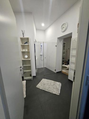 La Petite Blanche, Cologne (photo 4)