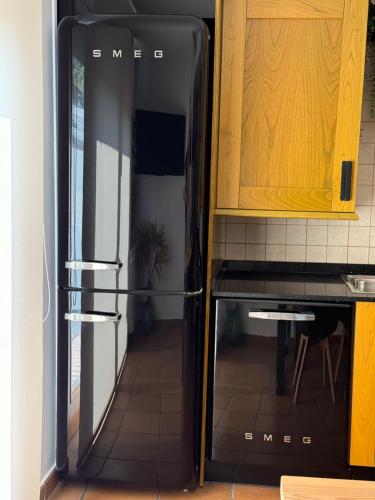 Lo Attic, Sort (foto 7)