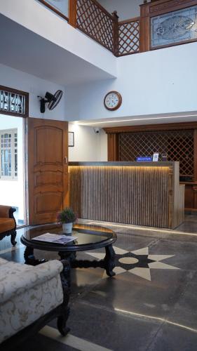 Vestabils, Hotel Vintage Palace in Polpully