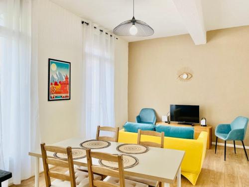 Bright apartment for 4 in downtown Perpignan, Perpignan