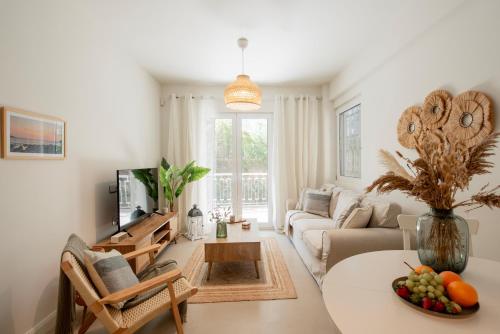 Vouliagmeni Suite 1 by Anothr, Athènes