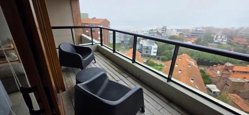 One-Bedroom Apartment image 1